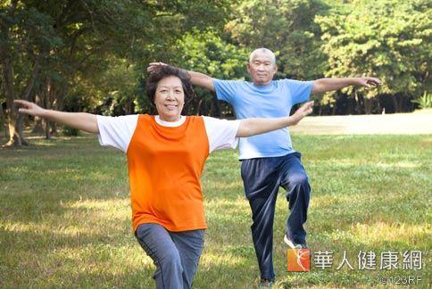 年長者可多多運動，增強肌力防跌倒。