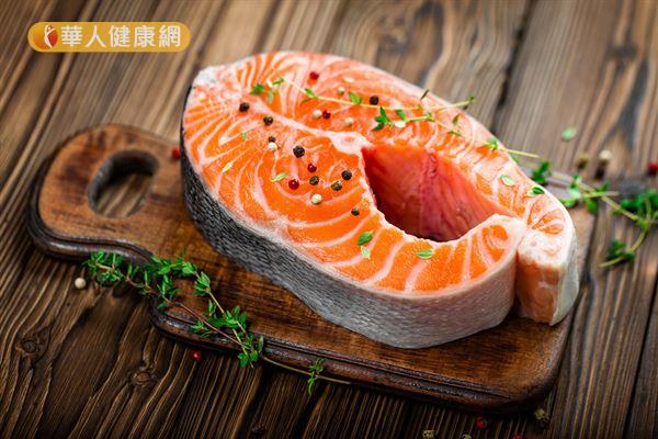 Omega-3不飽和脂肪酸有助於降低血脂,減少心臟病的發生。