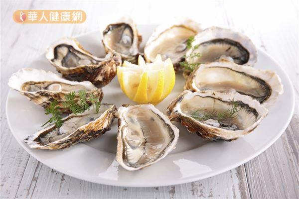 生蠔、蛤蜊、蚵等都含有豐富的鋅,具有穩定情緒、減輕疲勞的作用。