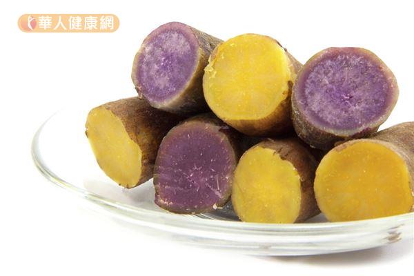 地瓜屬於複合性碳水化合物,適量攝取有利於血糖控制。