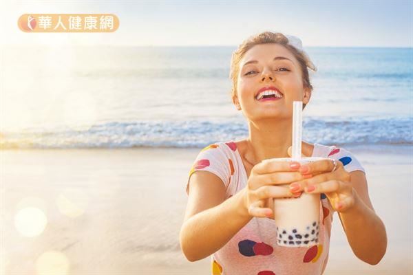 「美味不無聊」的珍珠奶茶,不僅是國民飲料,更擄獲外國人的味蕾,成為外國人來台的必嚐美食。