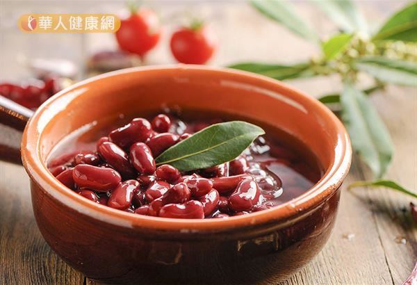 紅豆、綠豆、花豆等,因為跟四季豆、荷蘭豆一樣都有豆字,就經常被認為也是青菜。