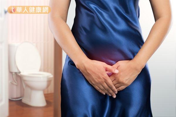 每隔一陣子,「小妹妹」就會冒出一顆顆水泡,又癢又痛?當心,可能是「生殖器皰疹」作祟!