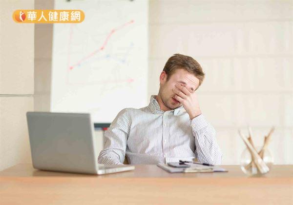 當眼睛出現「痠、麻、脹、痛」的情形,小心,你可能也有了「3C眼」!
