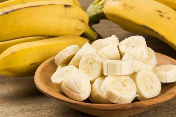 香蕉富含果寡糖，可調節腸道機能、增加飽足感，讓減重更輕鬆。（圖片／取材自The Active Times）