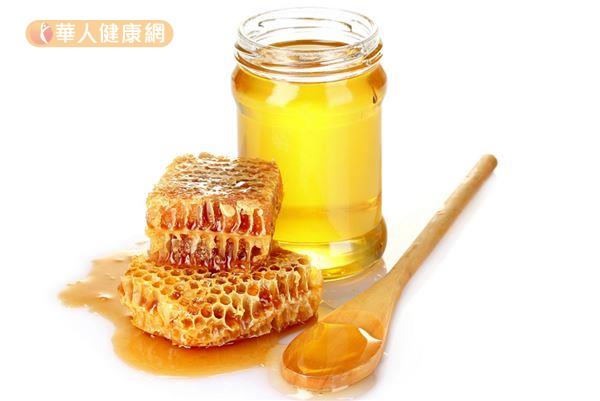 蜂蜜含有豐富營養，還有助於潤腸通便，可用來代替白糖的使用。