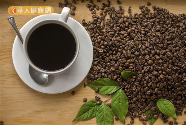想要攝取咖啡的好處，建議以黑咖啡為主。