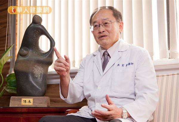 高雄榮民總醫院張宏泰副院長表示,針對預後較差的早期HER2陽性乳癌患者,為了能達成乳房保留手術,現在已經有突破性治療策略,即採取乳癌術前化療、搭配使用抗HER2標靶藥物輔助治療。(攝影/江旻駿)