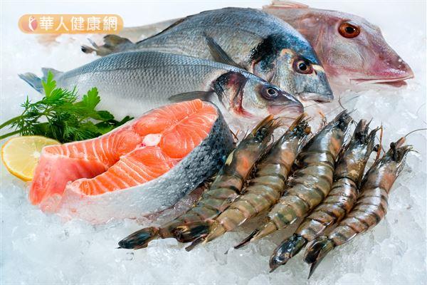 海鮮類可提供蛋白質，再加上低脂的特性，是吃火鍋更棒的食材選擇。